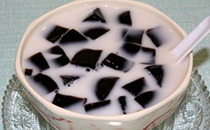 三伏天可以吃龟苓膏吗 龟苓膏可以长期吃吗