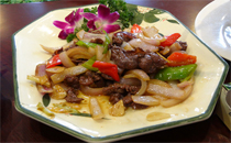 洋葱炒牛肉怎么做好吃 洋葱炒牛肉需要怎么腌制