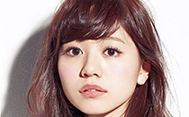 大脸适合什么刘海 大脸女生适合卷发吗